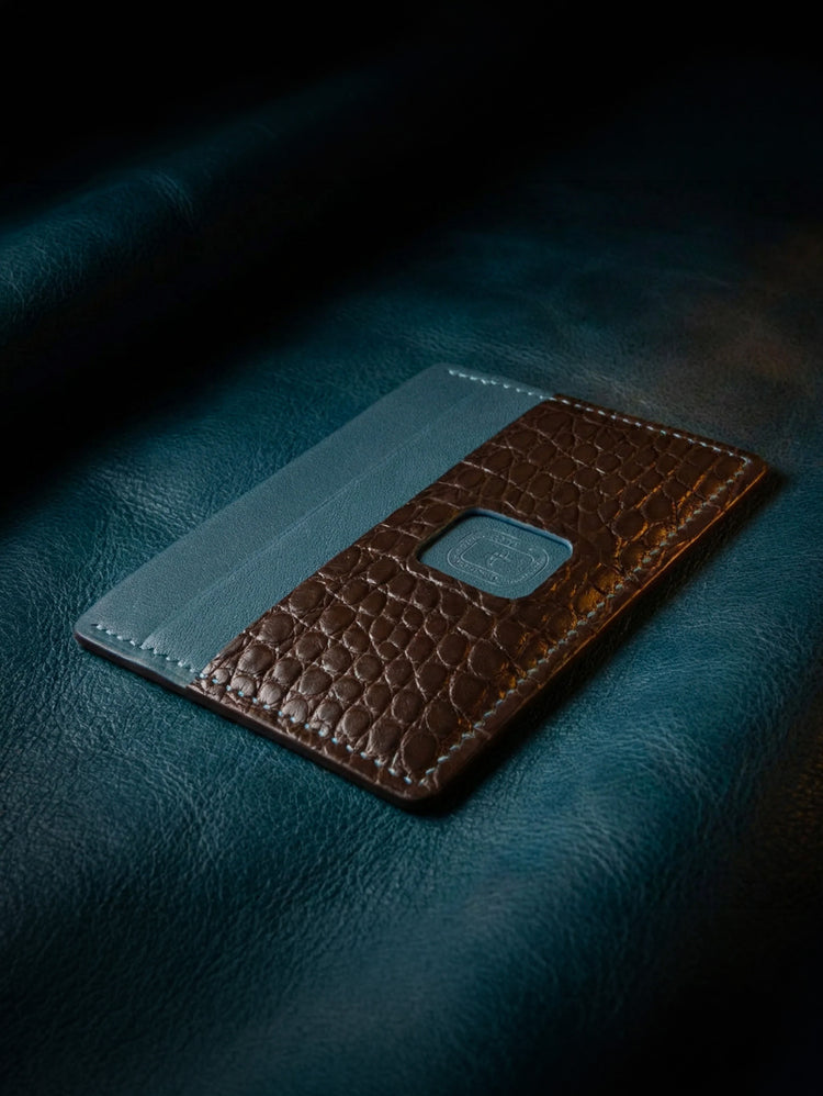 Essential Leather Bank Card Holder - Alligator
