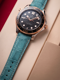 Bracelet Onirique pour Omega – Alligator nubuck bleu lagon