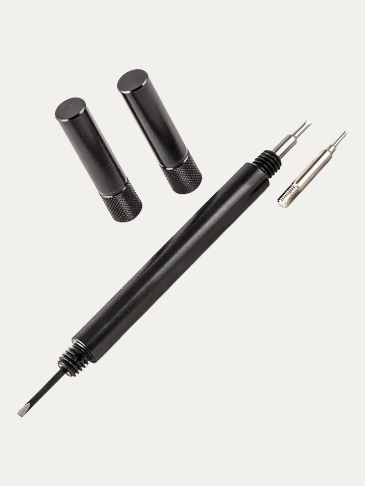 Watchmaker tools - Watch strap replacement
