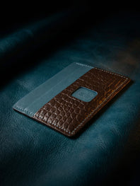 Essential Leather Bank Card Holder - Alligator